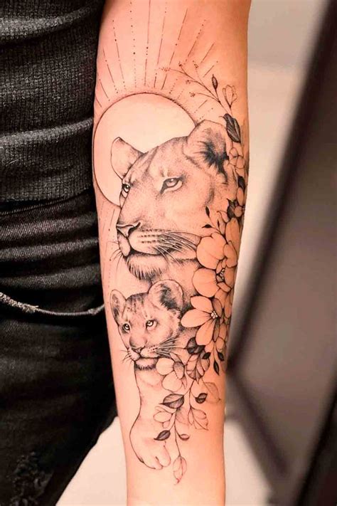 tattoo leoa feminina